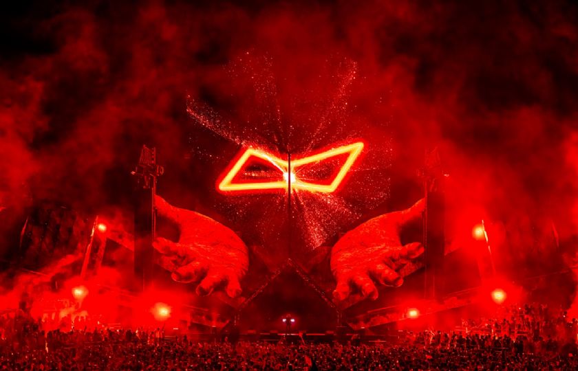 Mysteryland sluit af met spectaculaire show